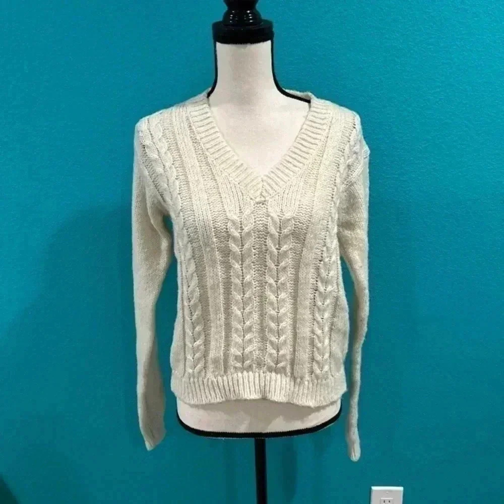 Brandy Melville beige wool blend sweater